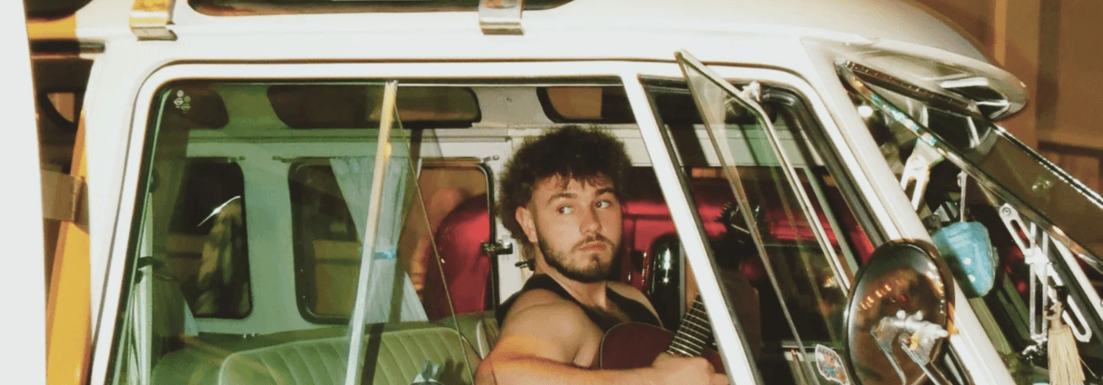 A DELUXE VERSION OF THE ALBUM WESTFALIA FOR STATZZ